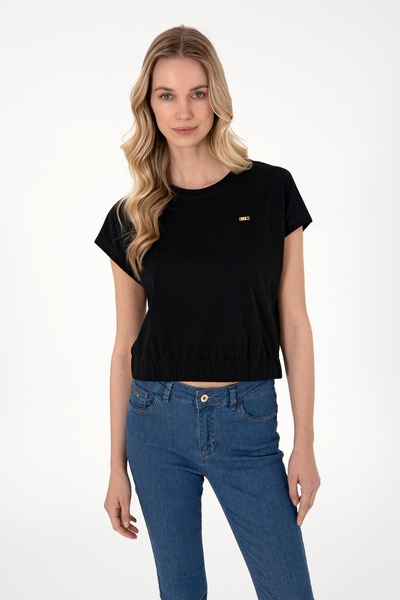 U.S. Polo Assn. Kadın Siyah Bisiklet Yaka Tişört 50305720-VR046