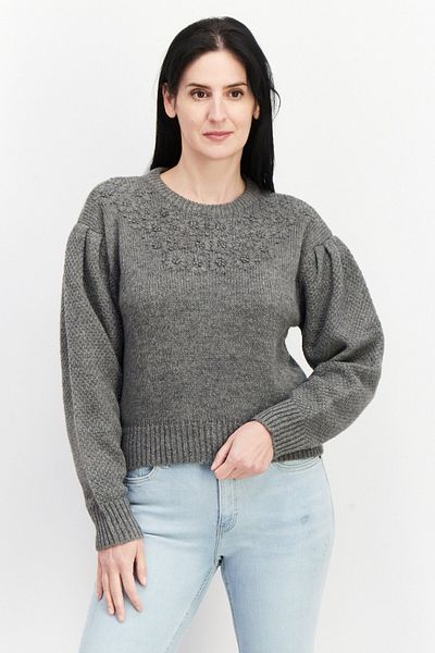 ASTR The Label Women Round Neck Textured Sweater, Grey