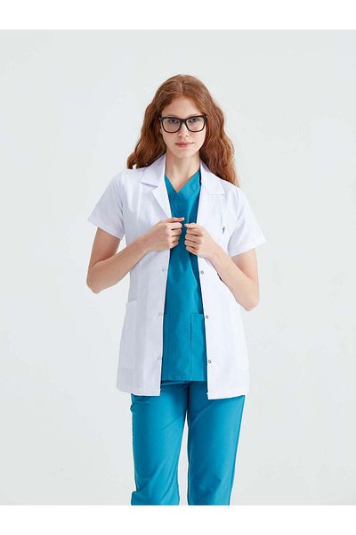 DEMOTEKS Women's White Short Medical Lab Coat Uniform - With Three Pockets, Short Sleeves, Lapel Collar