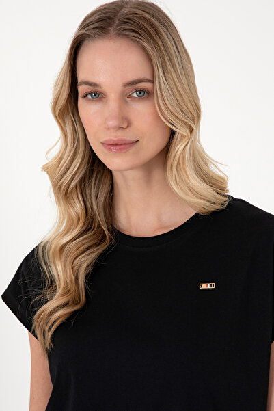 U.S. Polo Assn. Kadın Siyah Bisiklet Yaka Tişört 50305720-VR046