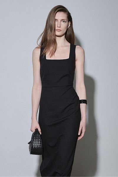 Suud Collection Μαύρο λινό φόρεμα Monik με τετράγωνο γιακά