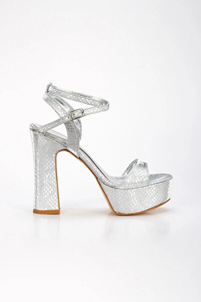 Satenora Noelle Silver Platform Heeled Shoes