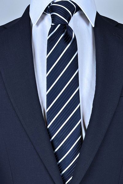1001 Kravat Classic Navy Blue Tie with White Stripes 8 cm Wide