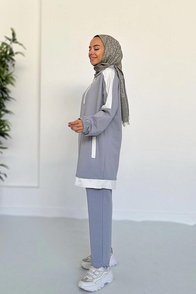 Ka Hijab طقم بخيطين بتفاصيل غطاء للرأس - رمادي