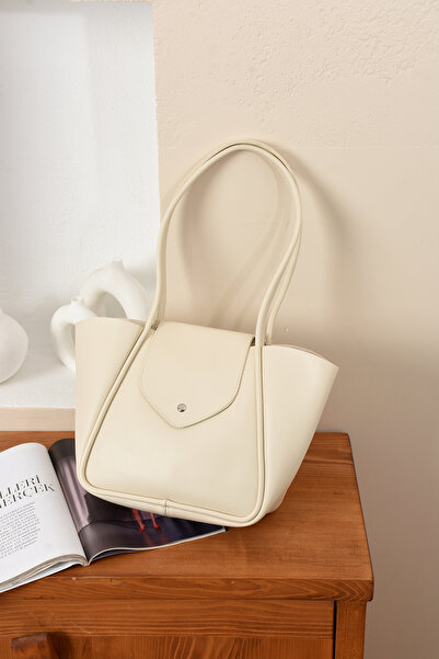 Ebitte Woman Bags Büyük kapasiteli Kapaklı Omuz Çantası Yavrulu