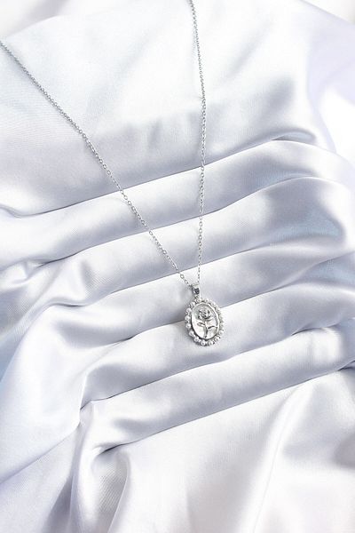 Skygo 316L Steel Silver Color Rose Model Pearl Detail Women's Necklace - TJ-BKO8095