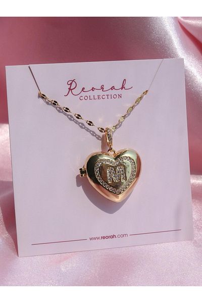 Reorah Collection قلادة من الفولاذ على شكل قلب على شكل حرف M