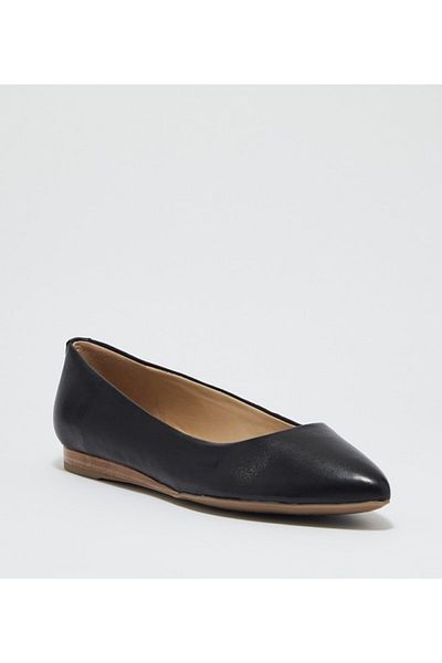 Nine West Ferdi 9x9 Pointy Toe Flats