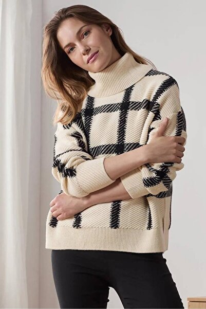 Tchibo Women Turtle Neck Knitted Sweater, Black