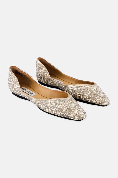 Steve Madden Women Kyrenes Slip On Flats, Gold
