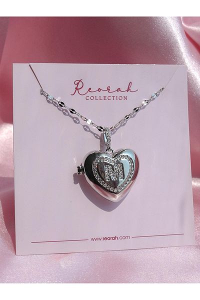 Reorah Collection قلادة من الفولاذ على شكل قلب على شكل حرف M