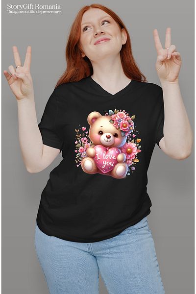 StoryGift Romania Tricou Femei cu un ursulet de plus care tine o inima in brate cu mesajul "I love BLK_L