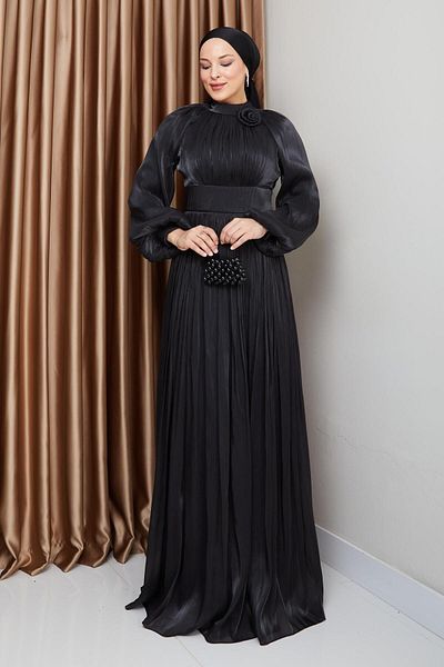 Olcay Blumendetailliertes, plissiertes Hijab-Abendkleid aus Yoryo-Seide SCHWARZ 1240