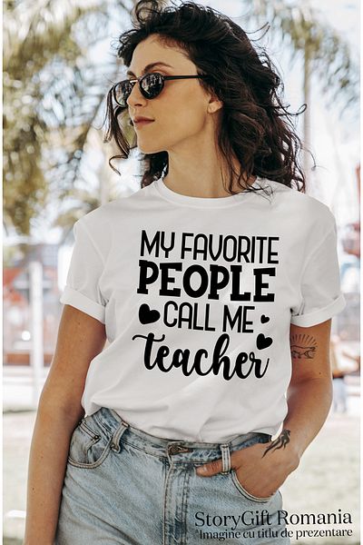 StoryGift Romania Women's T-shirt with hearts for a teacher who is proud that her favorite people don't WHT_L,STG54583