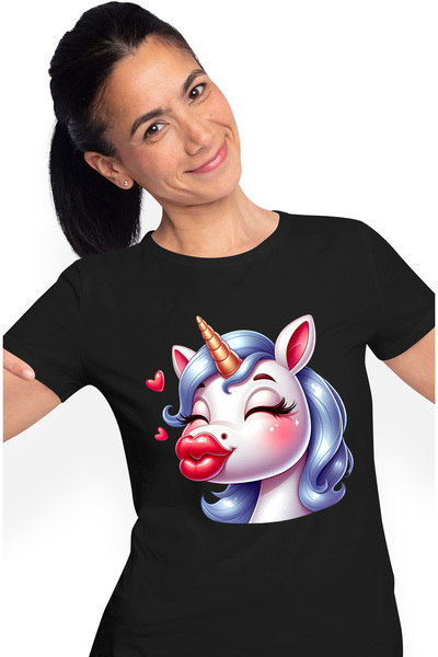 StoryGift Romania Tricou Femei cu o femela unicorn care da un pupic, ilustrat...