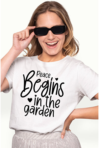 StoryGift Romania Tricou Femei cu mesajul in engleza "Peace begins in the gar...