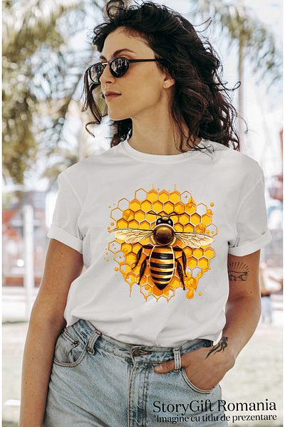 StoryGift Romania Tricou Femei cu o albina, ilustratie, fagure, miere, dulce, harnica, natura, mun WHT_XS