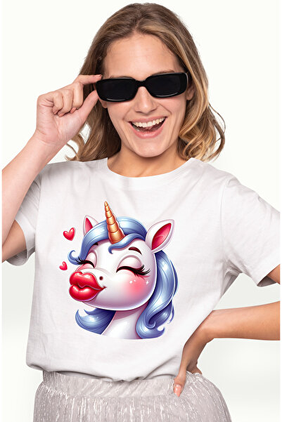 StoryGift Romania Tricou Femei cu o femela unicorn care da un pupic, ilustrat...