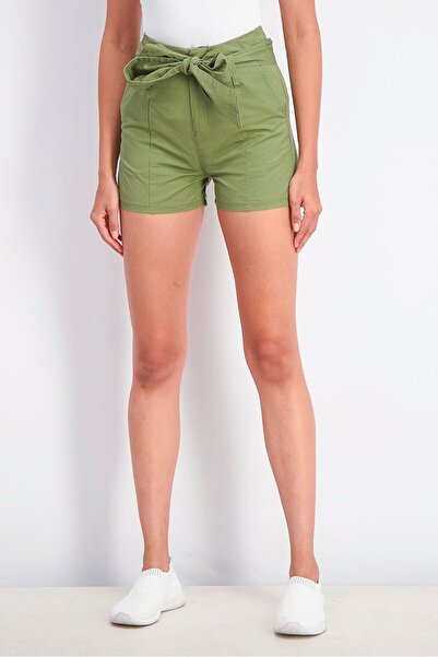 Sinsay شورت نسائي بقصّة عادية من القطن مع حزام، زيتوني