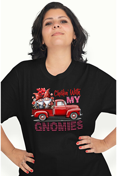 StoryGift Romania Tricou Femei cu 2 pitici si o masina cu mesajul "Chillin' w...