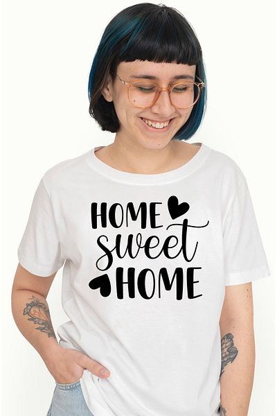 StoryGift Romania Tricou Femei cu inimioare si mesajul in engleza "Home, sweet home" - casa, dulce WHT_S