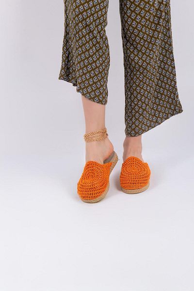 lovitto Closed Toe Knitwear Women's Slippers