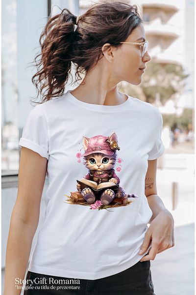 StoryGift Romania Tricou Femei Cu O Pisicuta Care Tine O Carte Deschisa, Studiaza, Sapca, Lectura, Wht_l