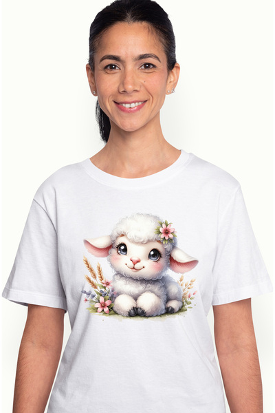 StoryGift Romania Tricou Femei cu o oita vesela care sta cuminte, ilustratie, iarba, flori, plante WHT_XS