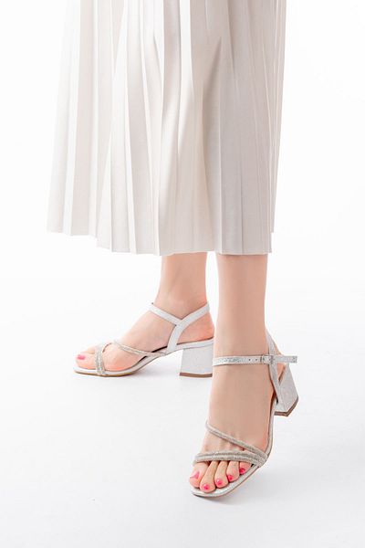 İnfon Ayakkabı Marketi S-900 Silver Banded Stone Thick Transparent Heeled Women's Shoes