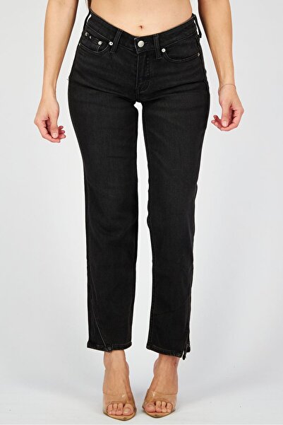 Calvin Klein Jeans بنطلون جينز نسائي قصة ضيقة قابل للتمدد، أسود