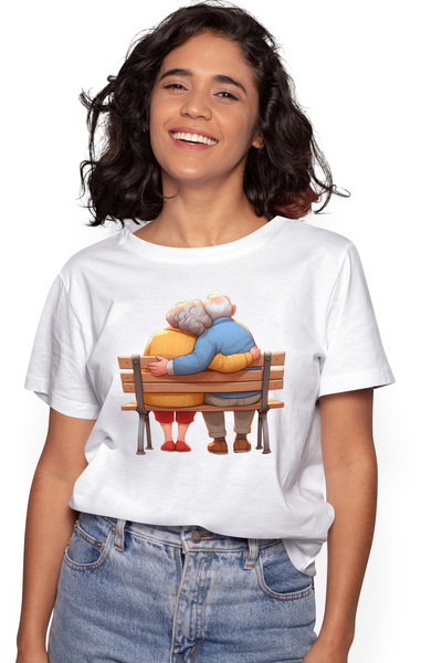 StoryGift Romania Tricou Femei cu o bunicuta si un bunic, ilustratie, stau pe banca, impreuna, bat WHT_S