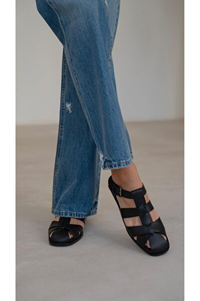 ECENİN BUTİĞİ Pisa Siyah Hakiki Deri Sandalet