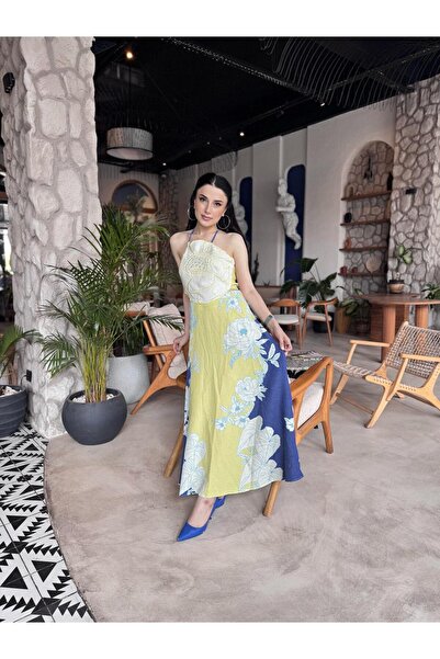 Bliss Dale Back Low-Cut Alaçatı Style Dress