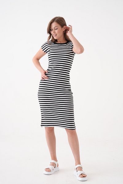 MAMAYAGA Rochie sport midi cu dungi alb-negru elegantă - Femei
