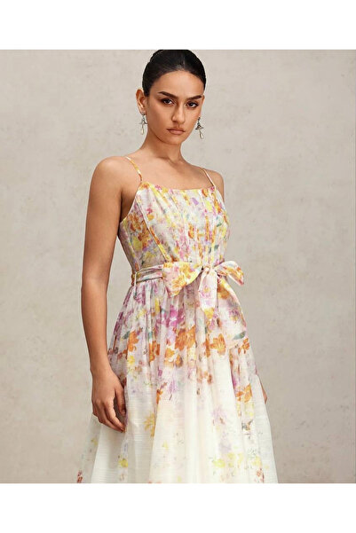 Elbikom Kurdele kemer detaylı tasarım elbise