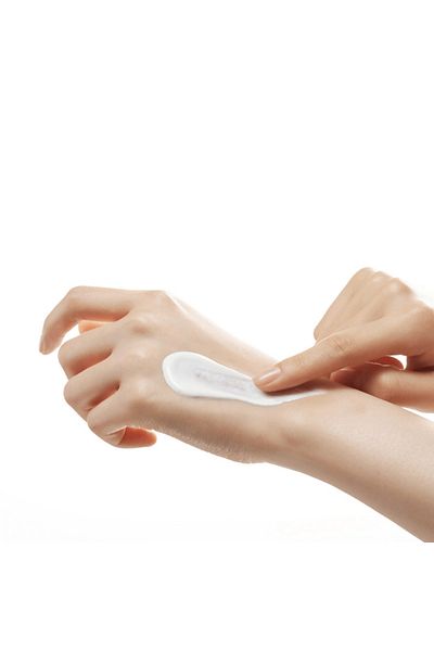 Some By Mi Truecica Mineral 100 Calming Suncream SPF 50 - 50ml