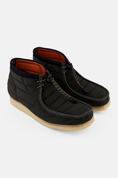CLARKS Men Standard Wallabee Adjustable Toggle Boots, Dark Olive