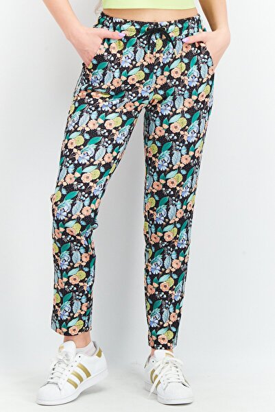 Rich & Royal Women Regular Fit Floral Print Side Pocket Pants, Black