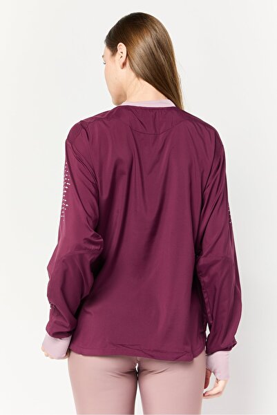 hoka Women Sportswear Fit Training Wind Shell Jacket, Wine