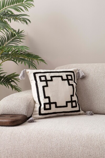 dekomall home & living Tasseled Punch Embroidered Throw Pillow Cover Key 43X43 cm