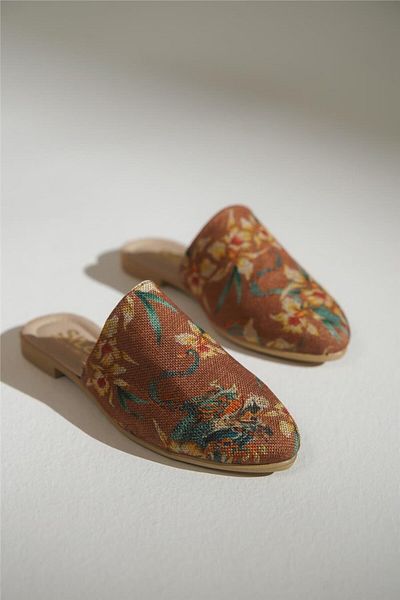 lovitto Closed Front Patterned Tan Kyoto Women's Slippers