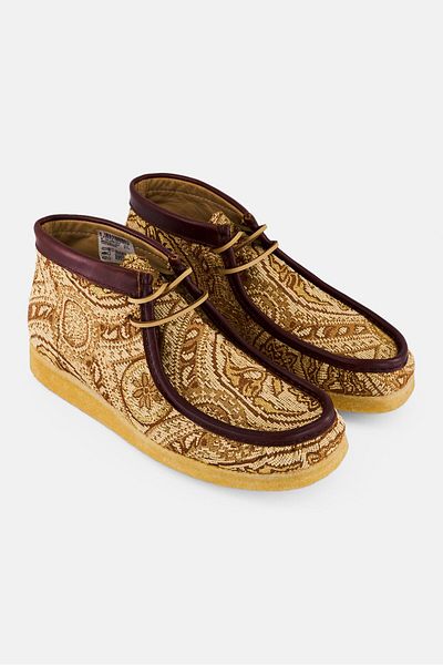 CLARKS Men Standard Wallabee Lace Up Ankle Boots, Multicolor