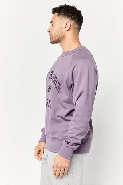 New Balance Men Relaxed Fit Long Sleeves Outdoor Sweatshirt, Purple