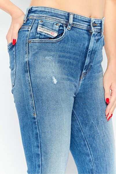 Diesel Women Regular Fit Washed Stretchable Denim Jeans, Blue