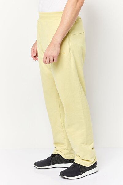 adidas Men Sportswear Fit Outdoor Sweatpants, Light Yellow