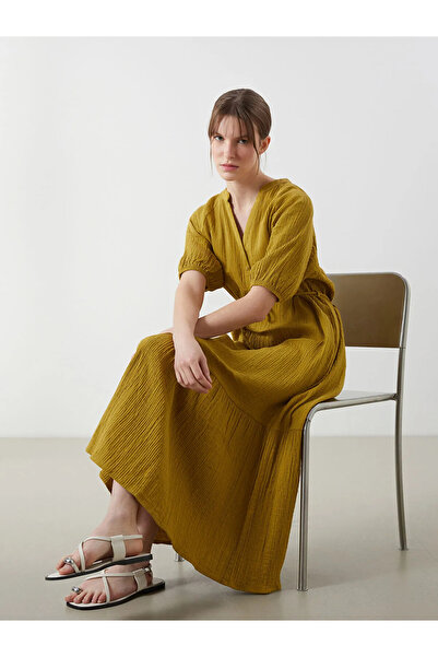 LC Waikiki Yellow Ruffled Collar Muslin Dress