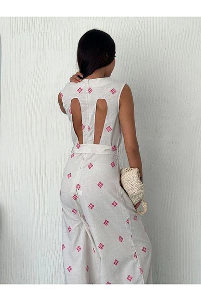 Skygo Back Low-Cut Linen White Jumpsuit S1036