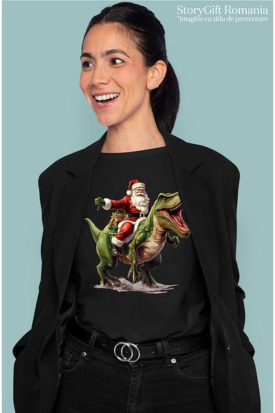 StoryGift Romania Tricou Femei Cu Mos Craciun Care Sta Pe Un Dinozaur Verde, T-rex, Dinti Ascutiti Blk_m