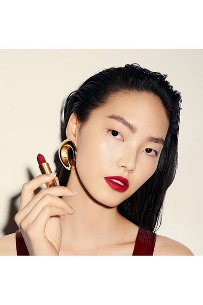 Gucci أحمر شفاه ساتان Rouge A Levres - #305 Ruby Firelight 3.5g/0.1oz