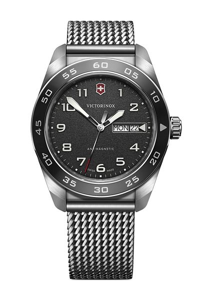 Victorinox Ανδρικό Ρολόι Victorinox 242043, Quartz, 42mm, 10ATM